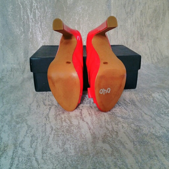 JESSICA SIMPSON 6.5 GLOSSY RED HEELS w BOW ACCENTS flare thick heel open toe - Picture 7 of 9